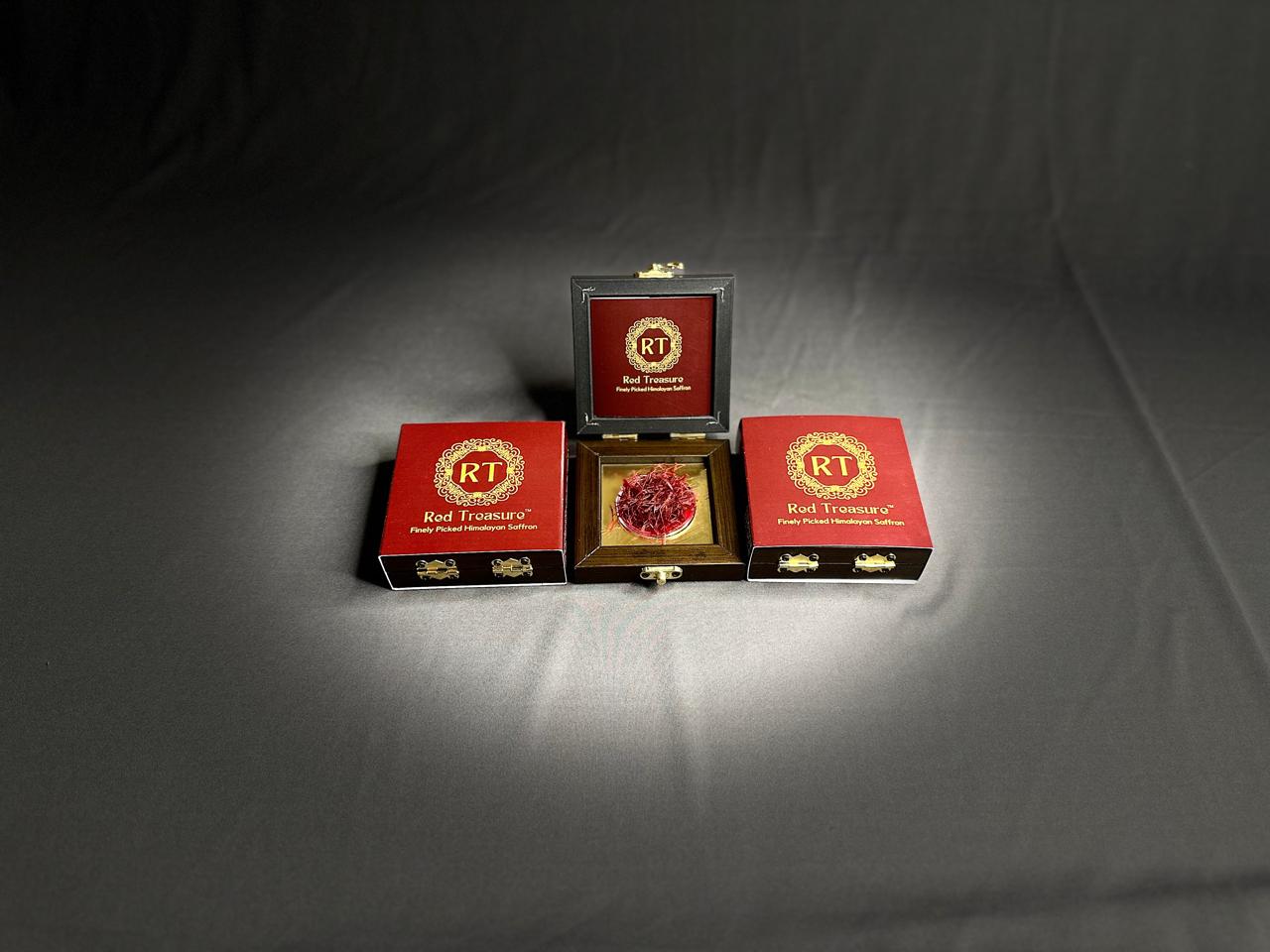 Akbari Saffron Bottle